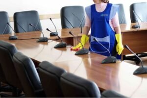 limpieza oficina medio tiempo corporativo diez.