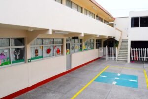 colegio oliverio cromwell coyoacan instalaciones 768x512